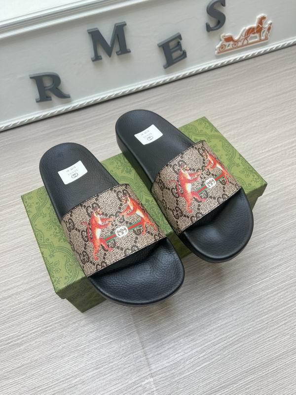 Gucci Men's Slippers 423